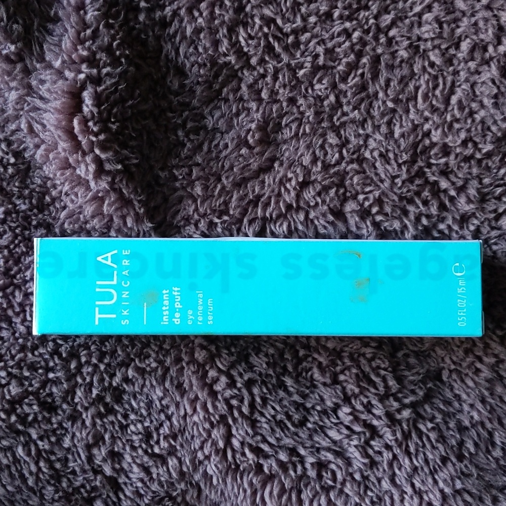 Tula Instant de-puff